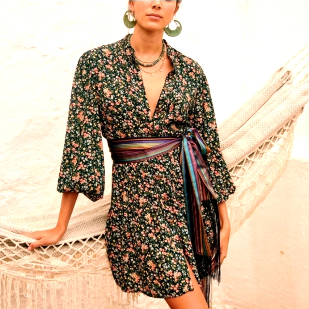 Sezane Sobral Floral Black Dress Size 6 EU38 Comes With original Belt